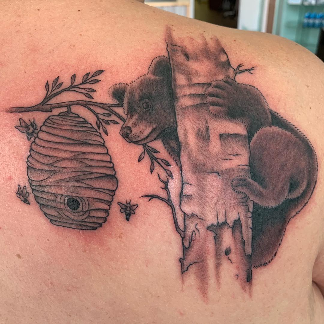 Bienenstock Tattoo