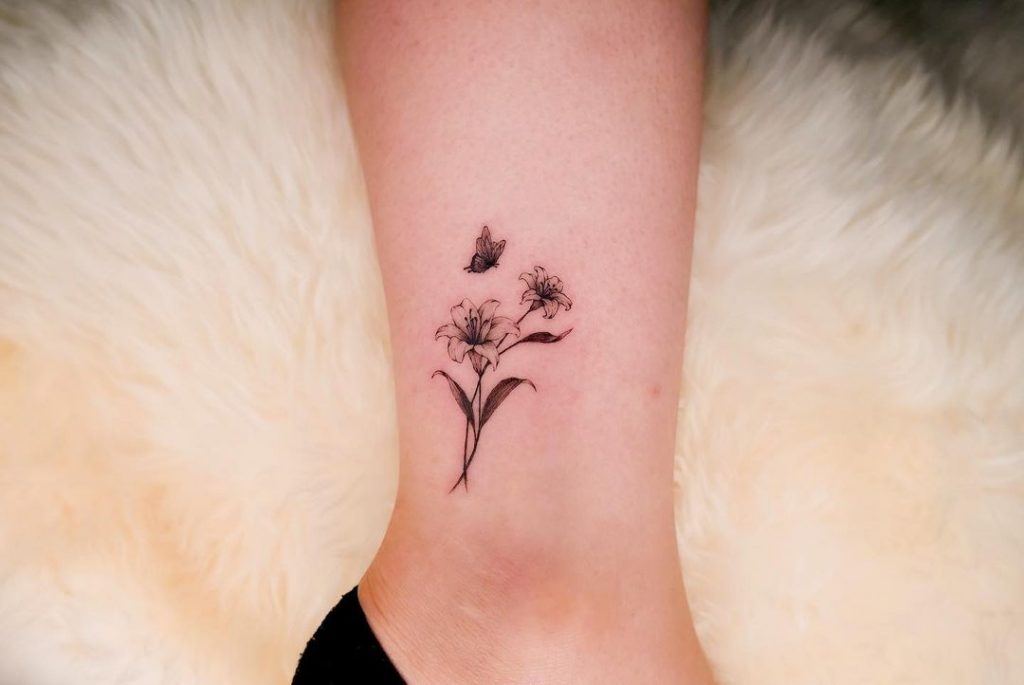 100+ Lily Tattoo Designs With Meanings (2022) - Hero Tattoo