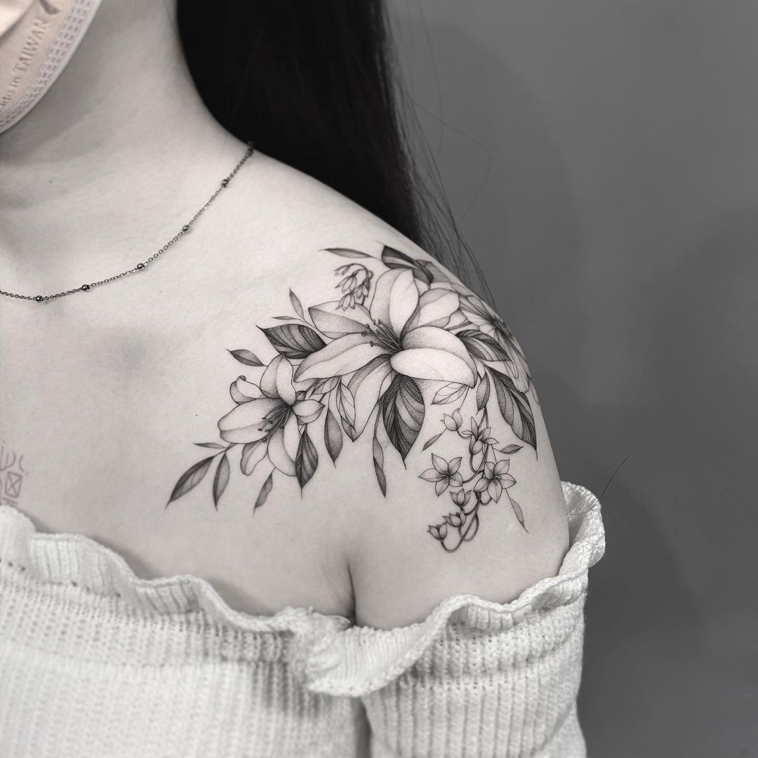 Riesige Schulter Lilie Tattoo Ideen