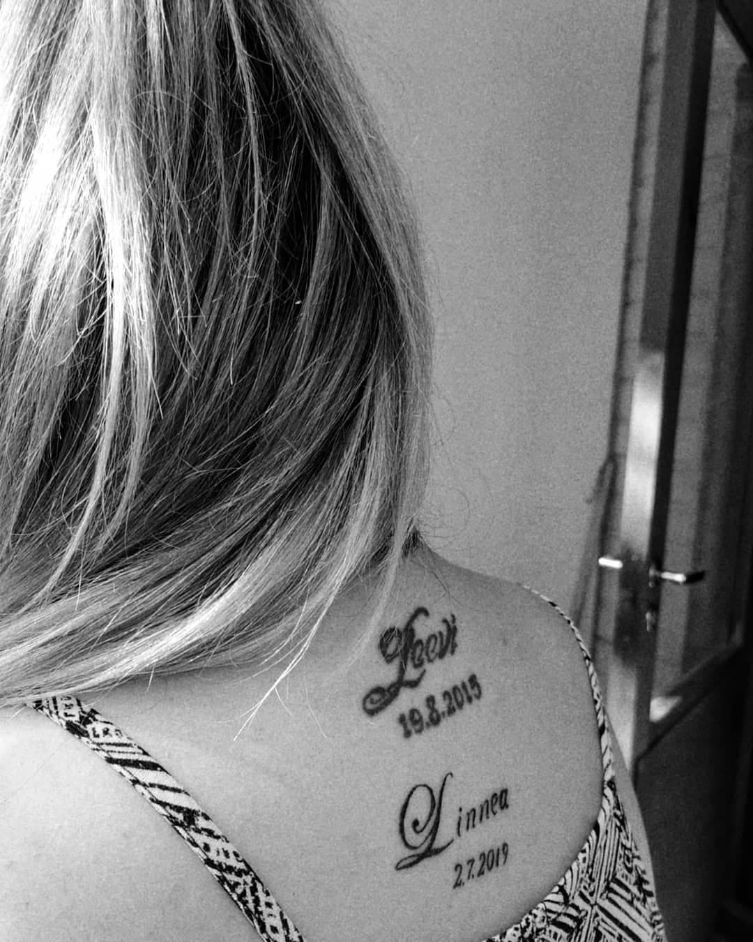 Kinder Namen Tattoo Ideen Held Tattoo zurück 2