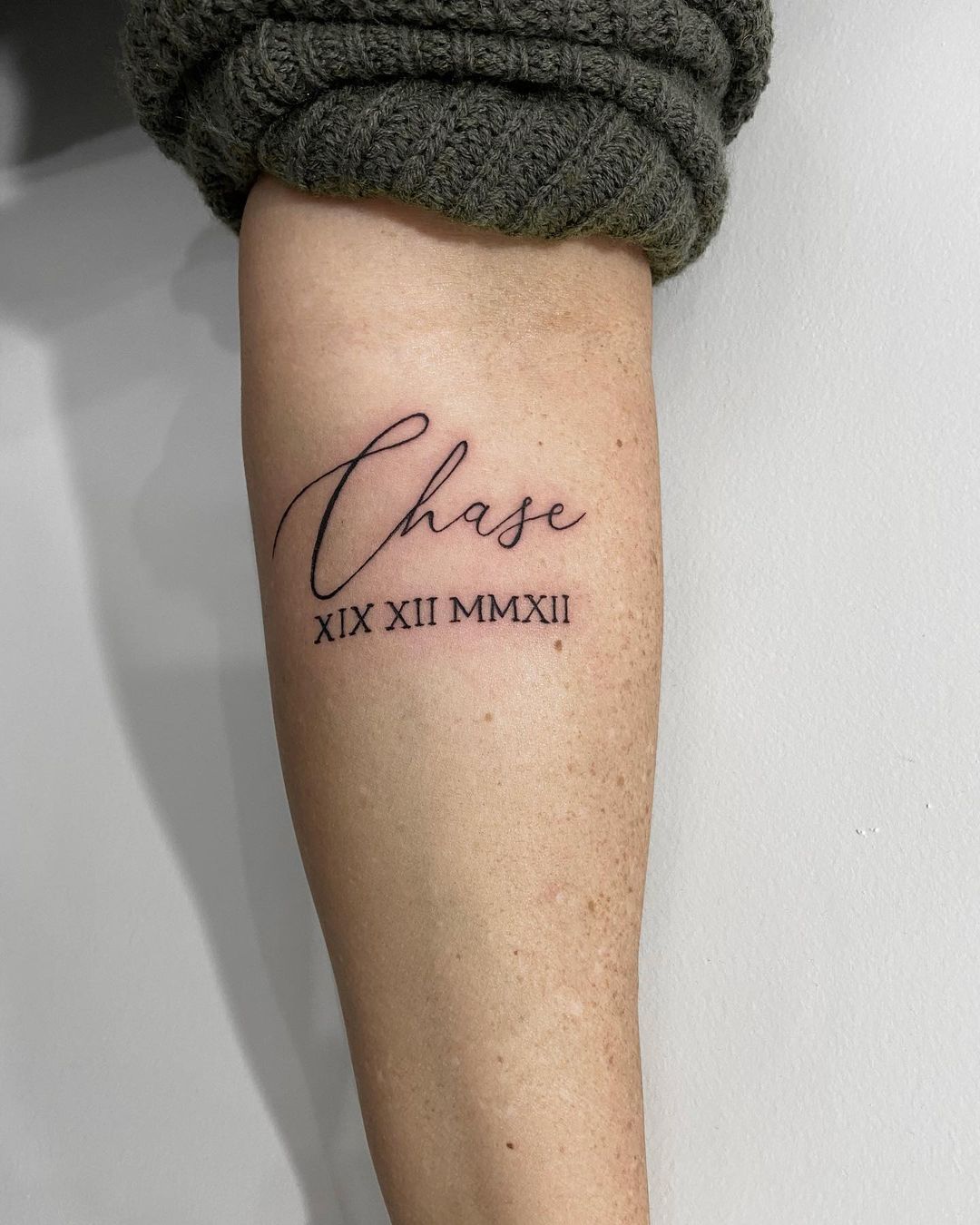 Black Lettering Tattoos With Date Of Birth 1