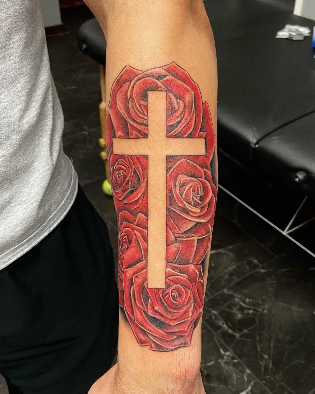 Cross Tattoos hero tattoo Flower 10