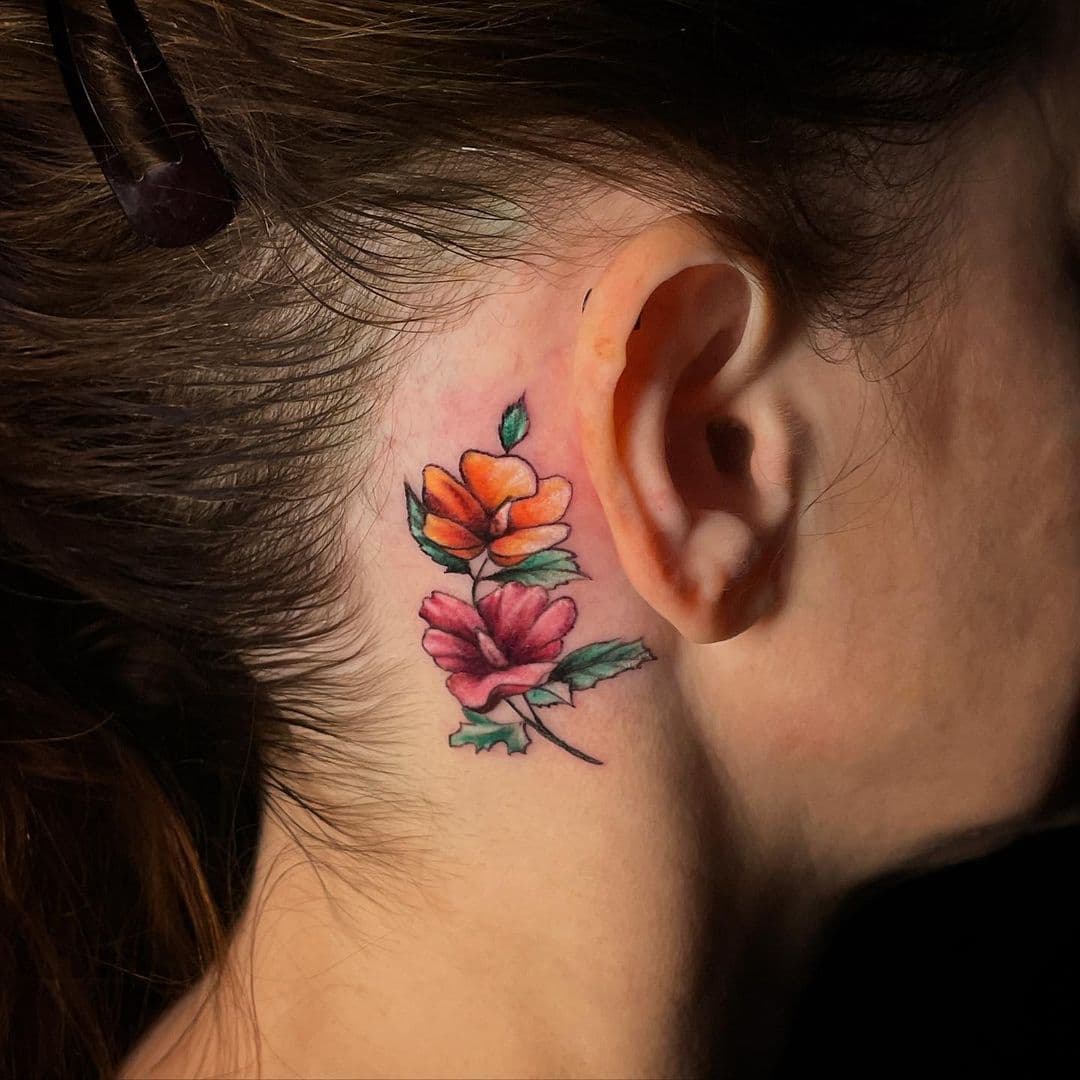 La flor detrás del tatuaje del héroe 1