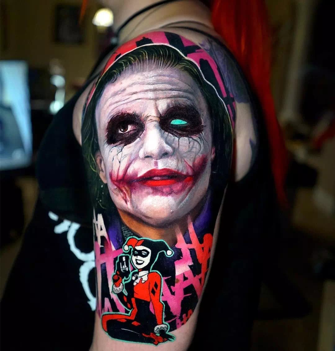 Tatuaje del Joker de Heath Ledger 1