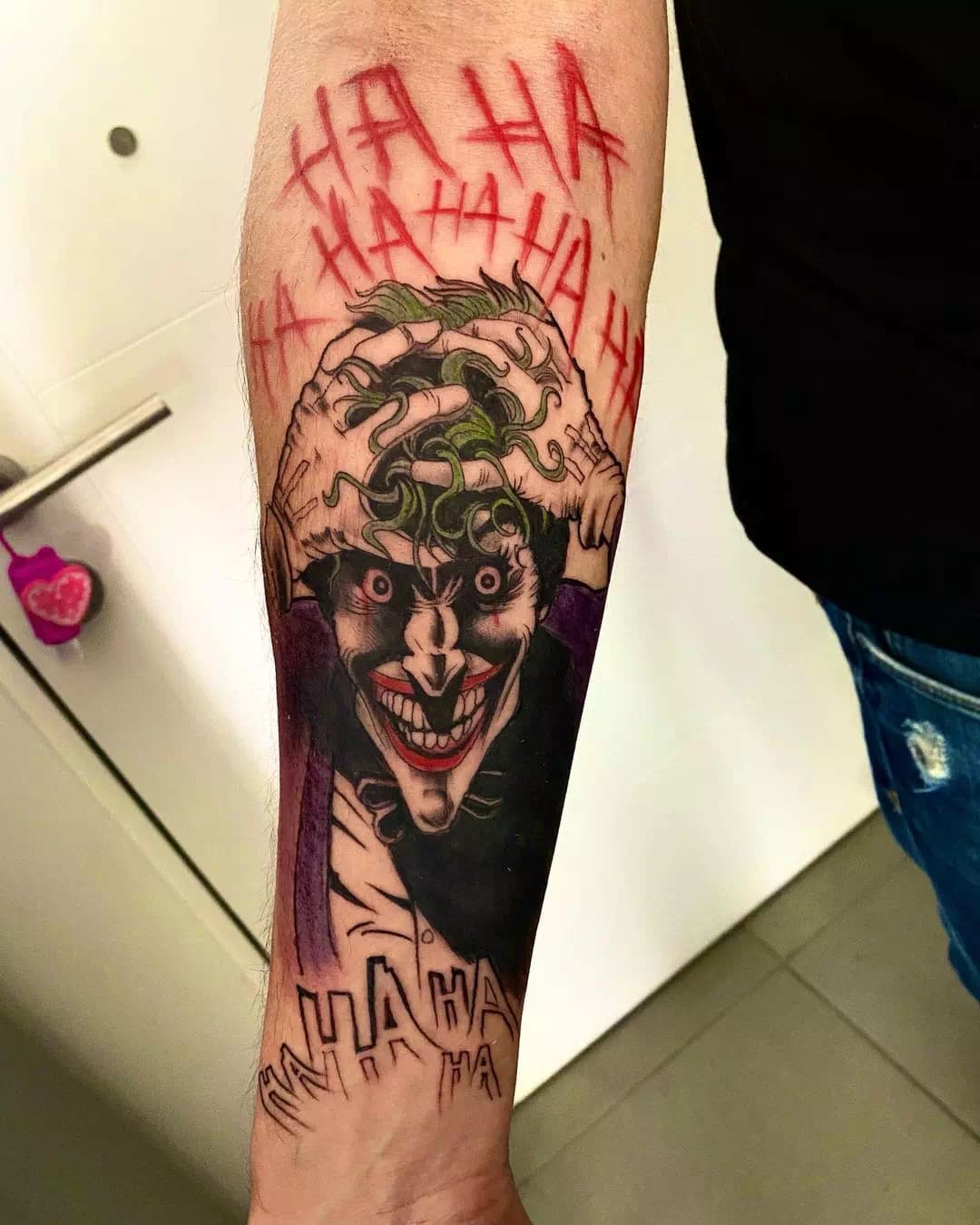 Tatuaje de Joker Diseño Hahaha