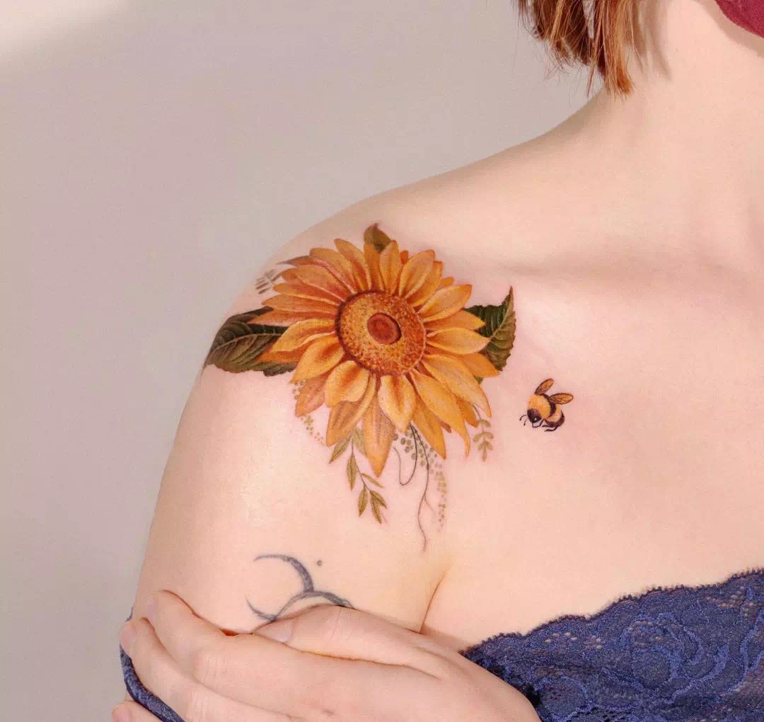 Sonnenblume Tattoo 18