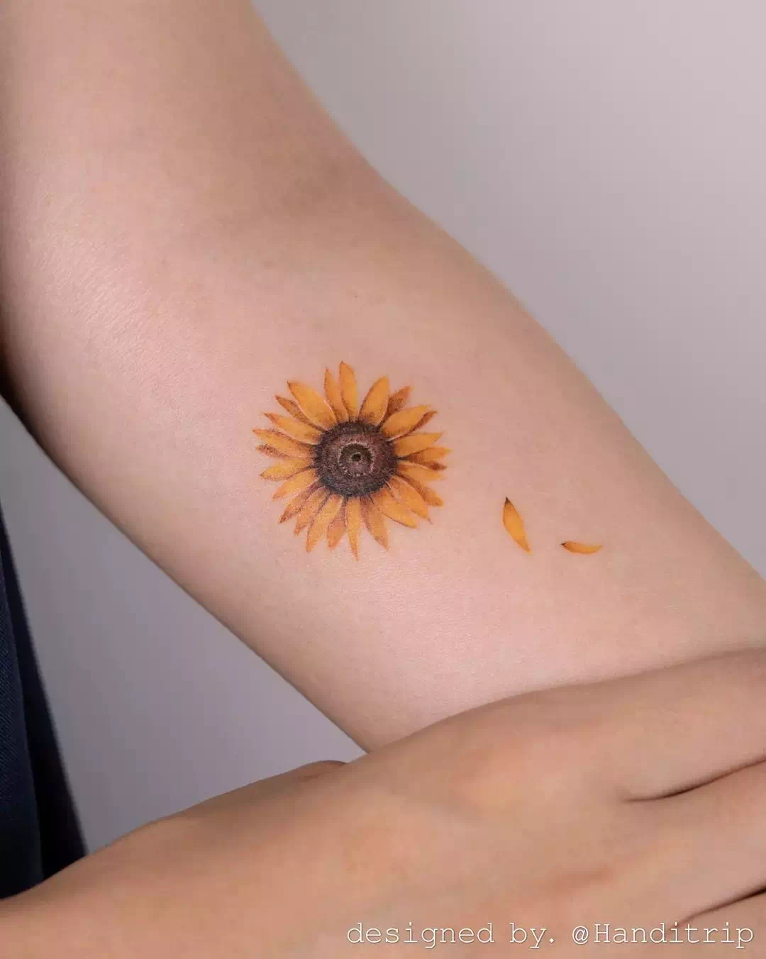 Sonnenblume Tattoo 31