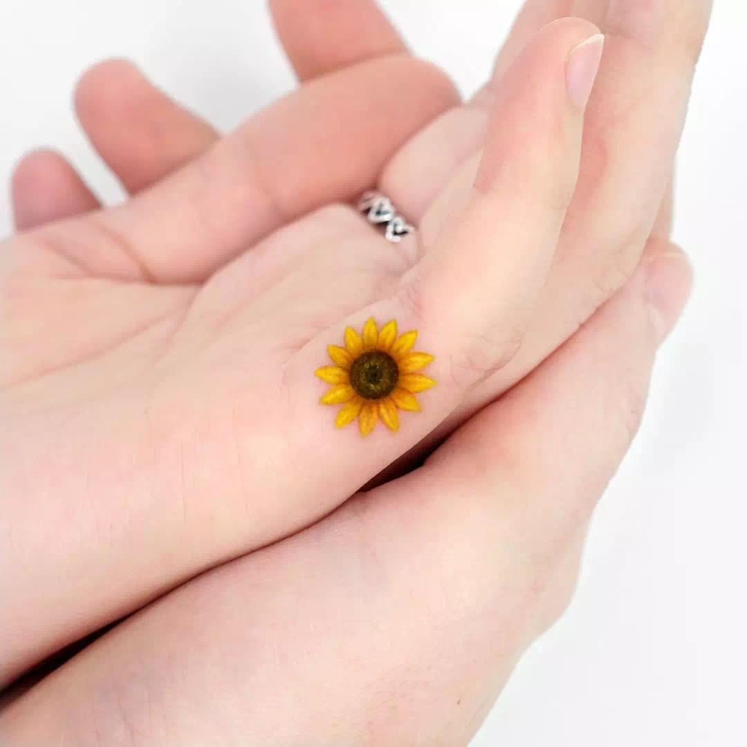 Sonnenblume Tattoo 47