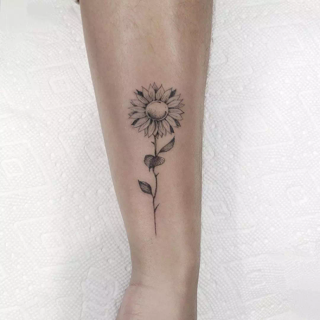 tatuaje de girasol para el brazo