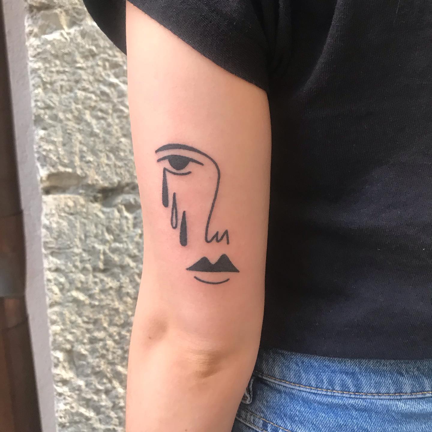 teardrop tattoo means Perseverance