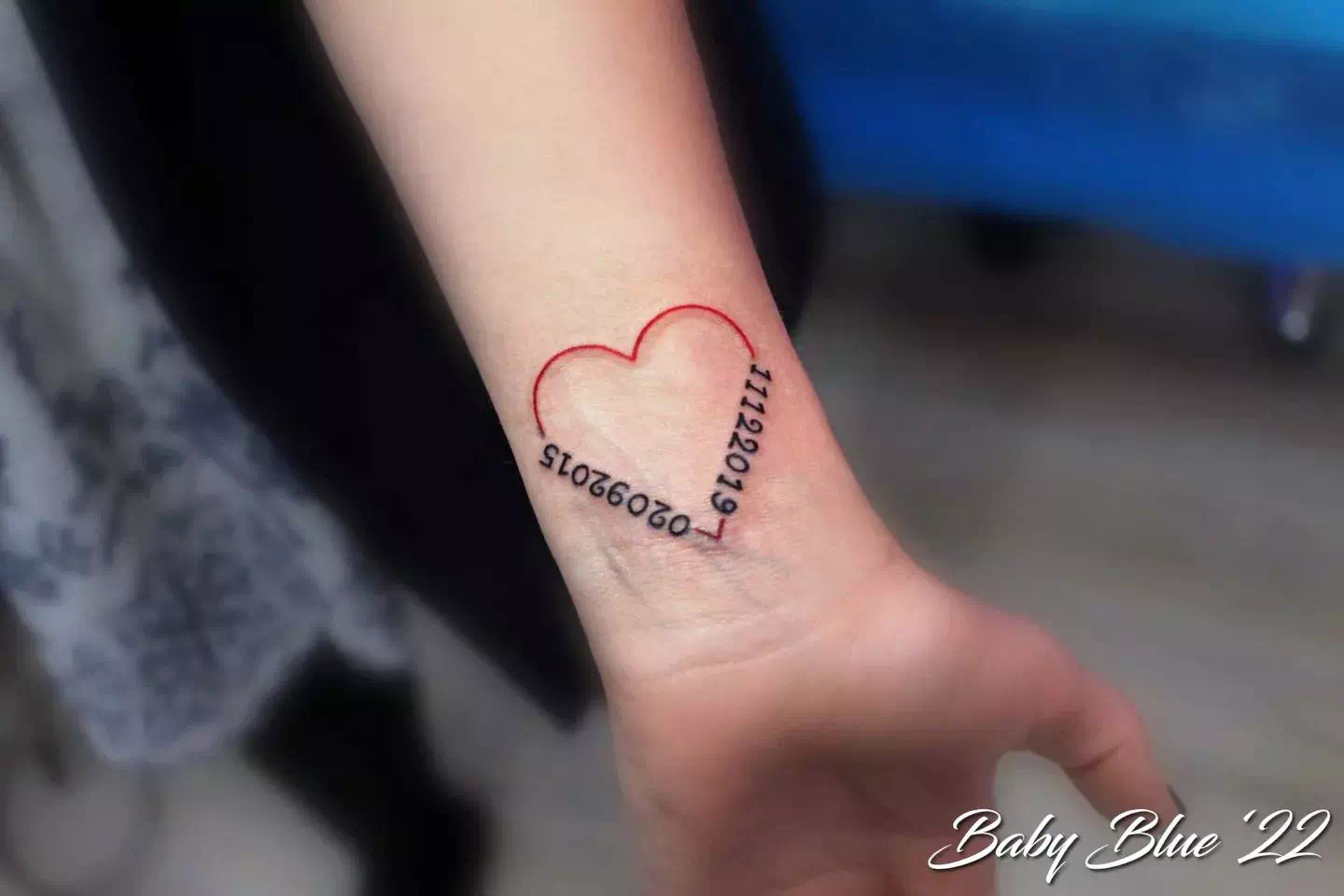Small Simple Heart Tattoos 3