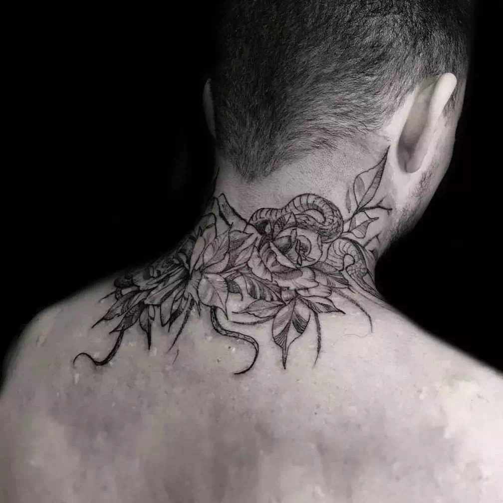 Tatuaje en la espalda 8