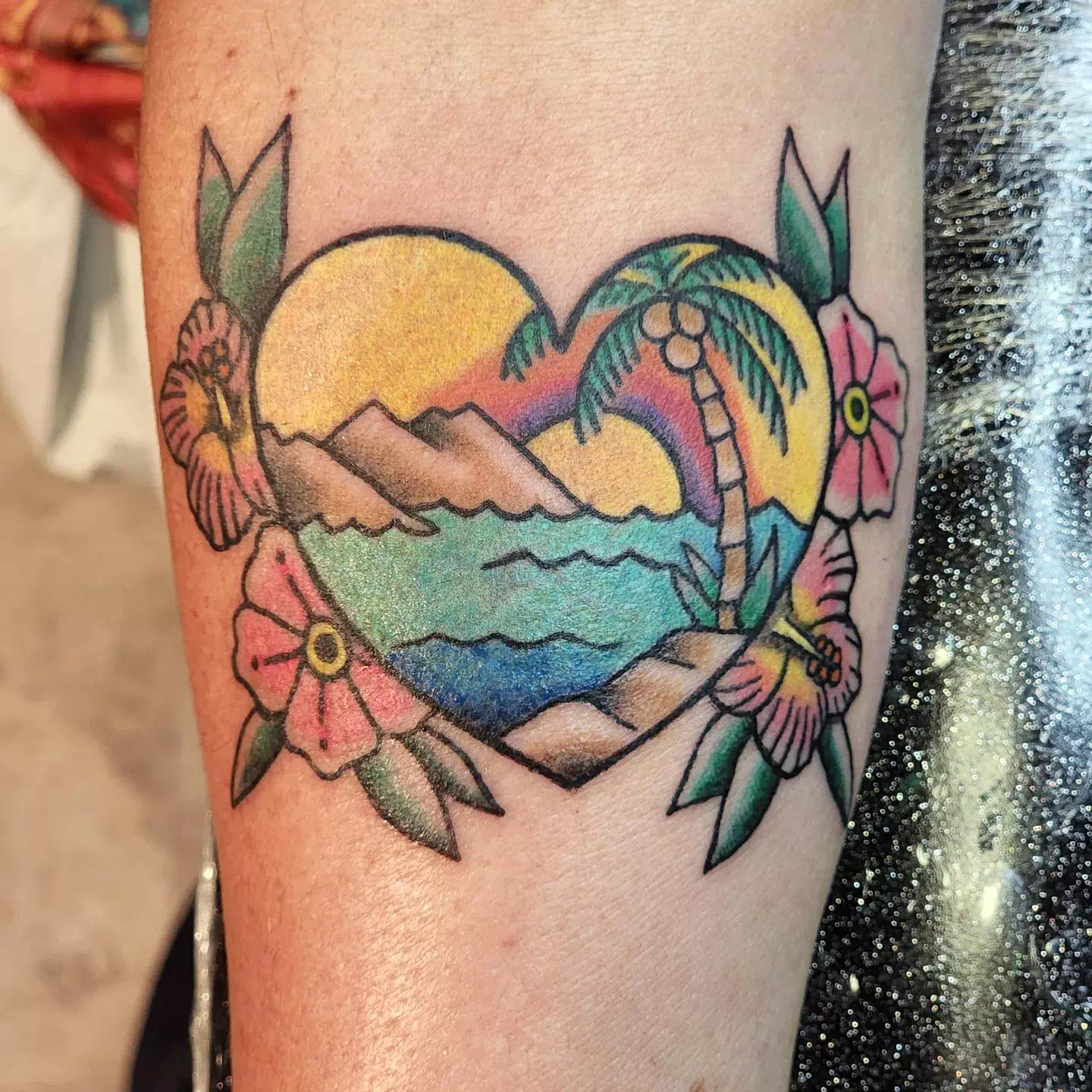 Tatuajes de palmeras en forma de corazón 3