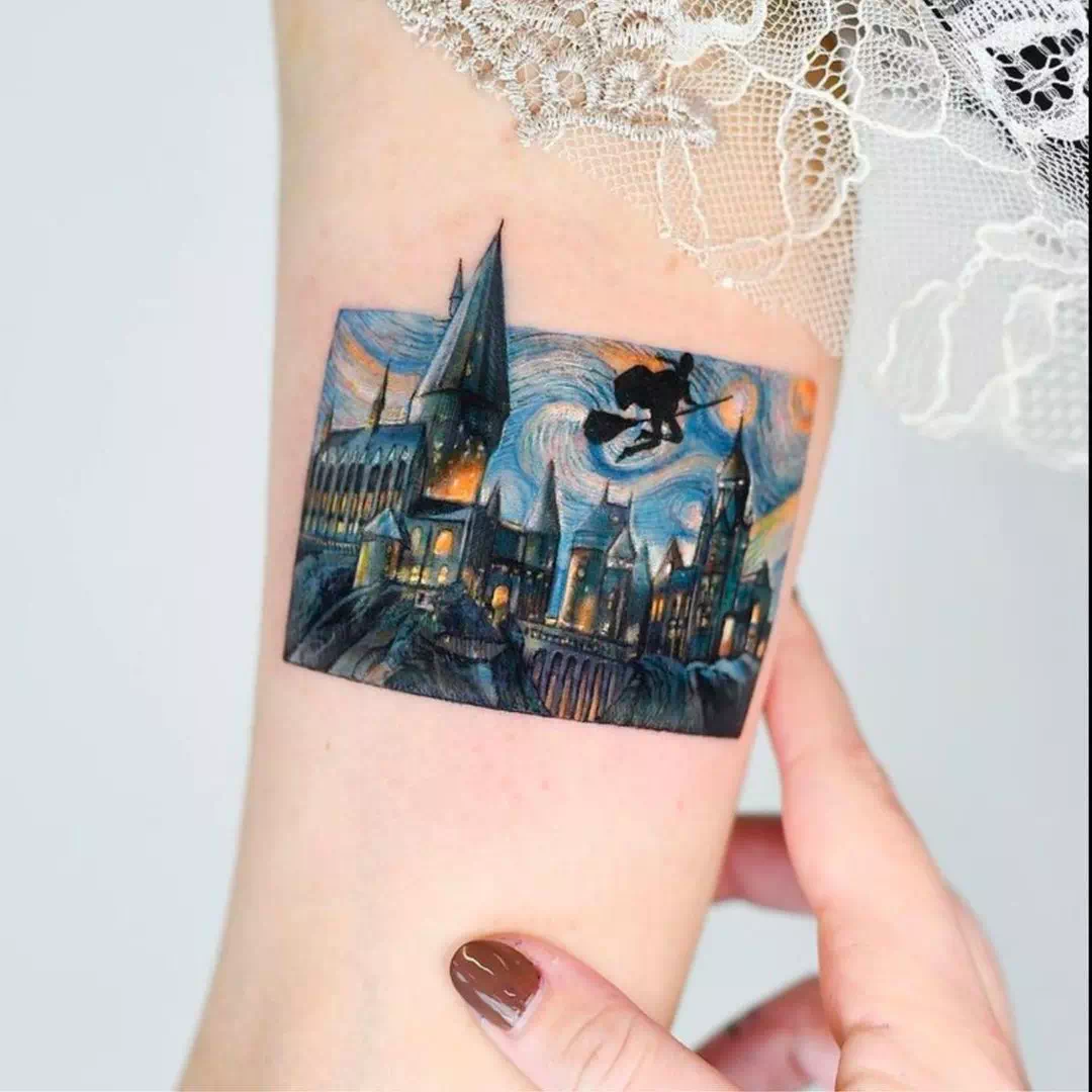Tatuaje de Van Goghs en Hogwarts