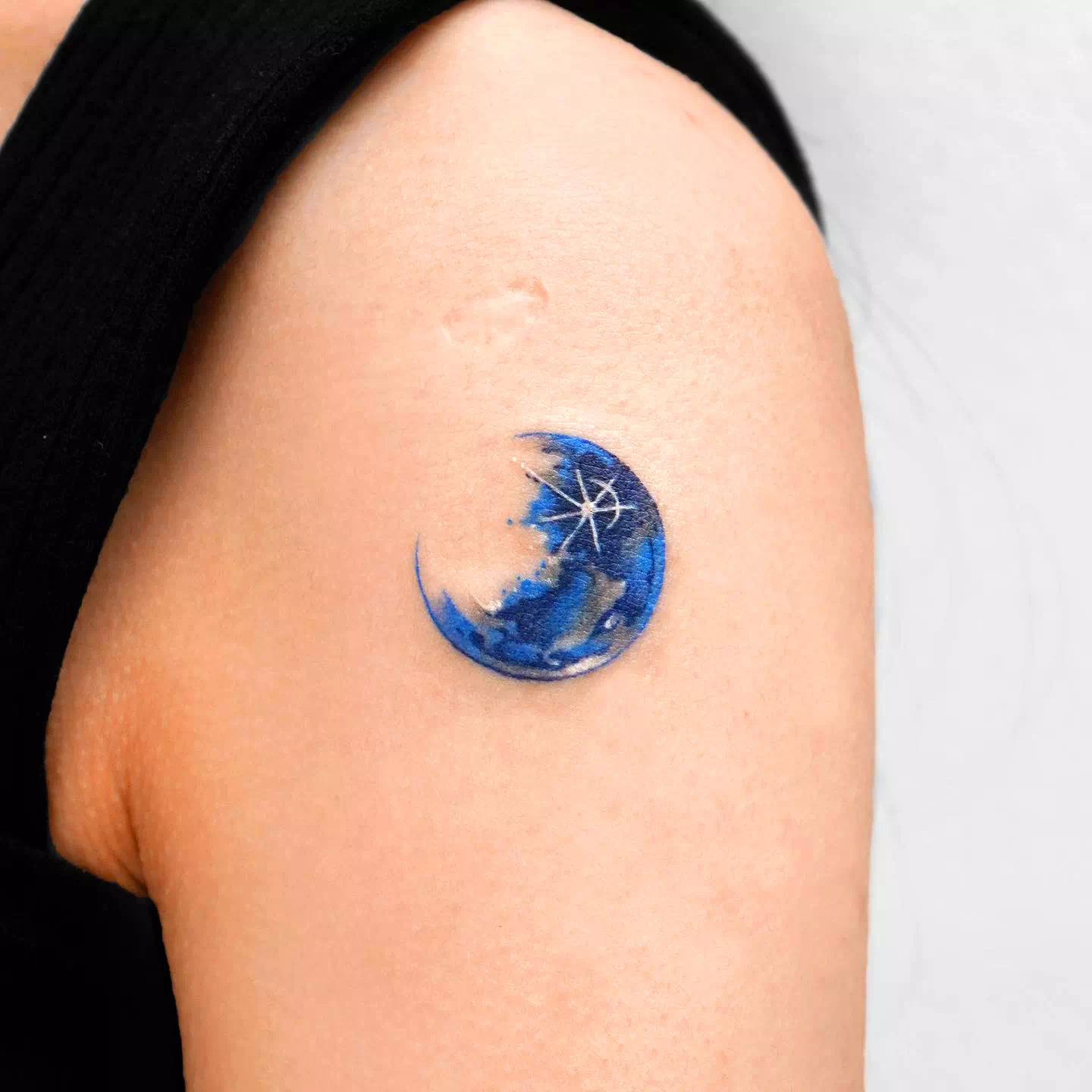 Blue Moon Tattoo 2