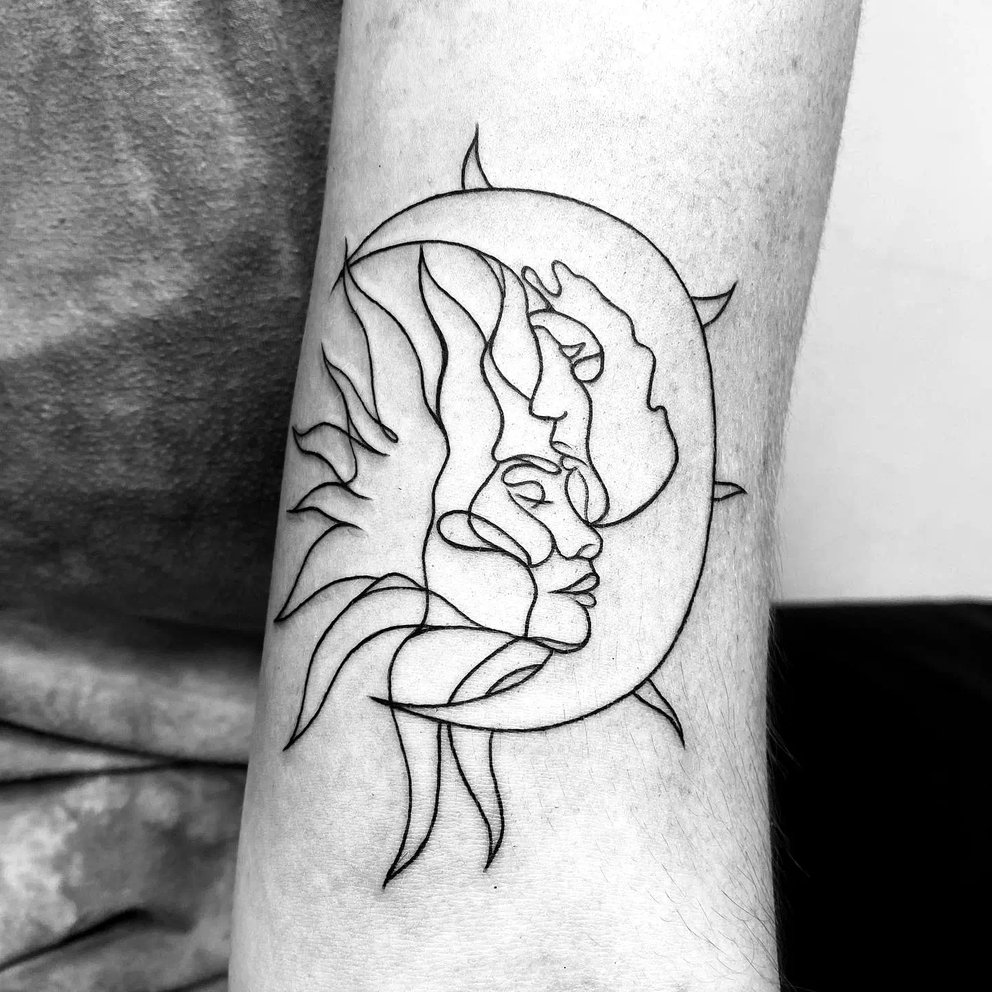 Continuous Line Contour Tattoos 1