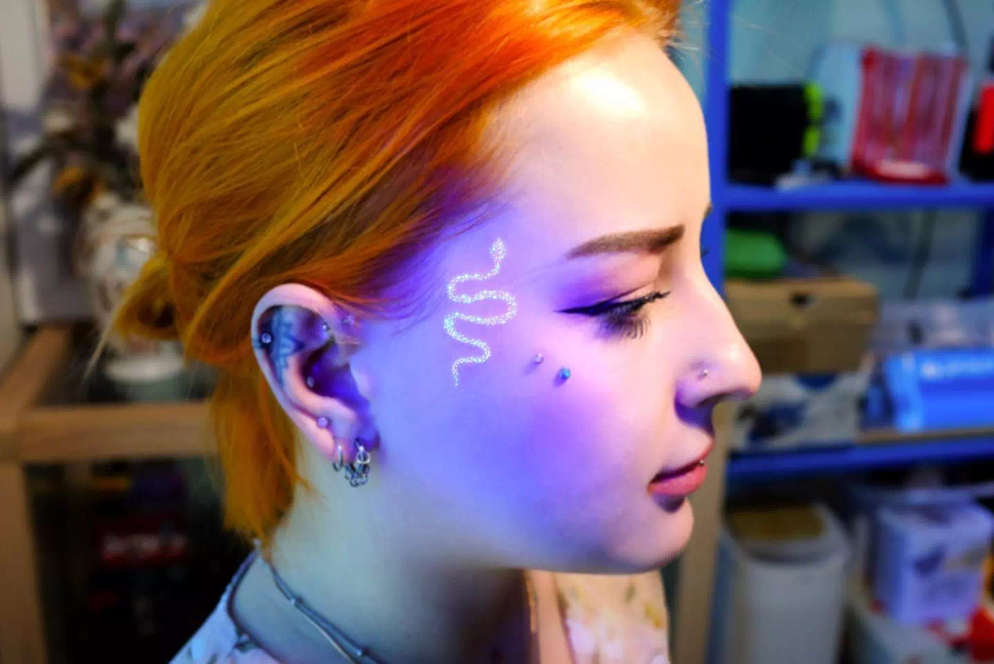Schlange Glow In The Dark Tattoo 2
