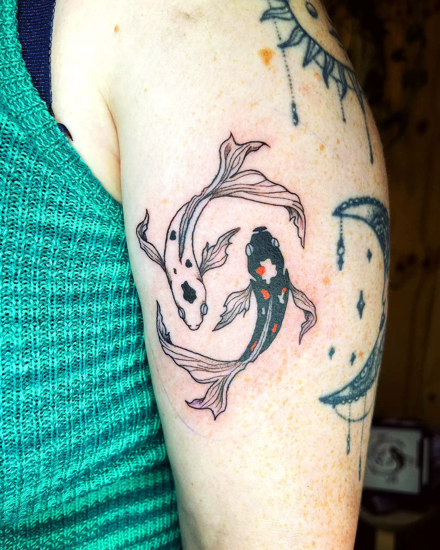 Las mejores ideas de tatuajes de peces koi Yin Yang 1