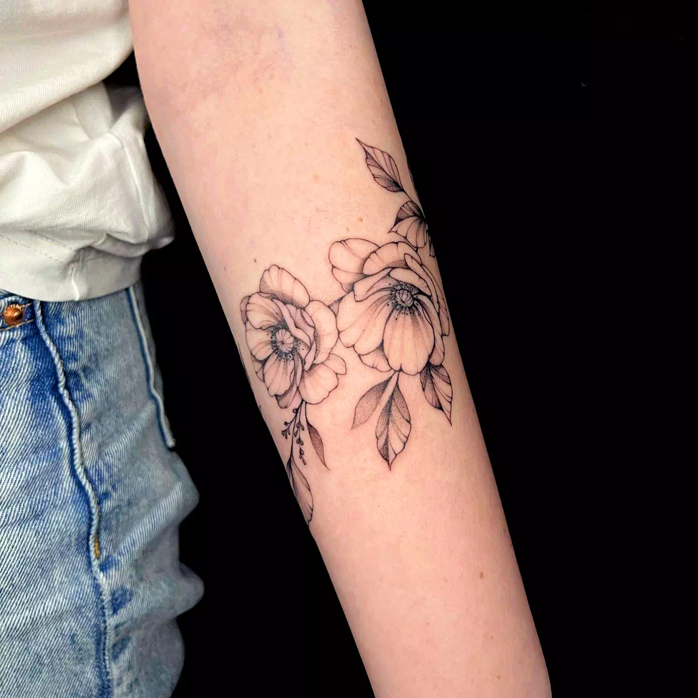 Pulsera Tatuaje Flor Negra