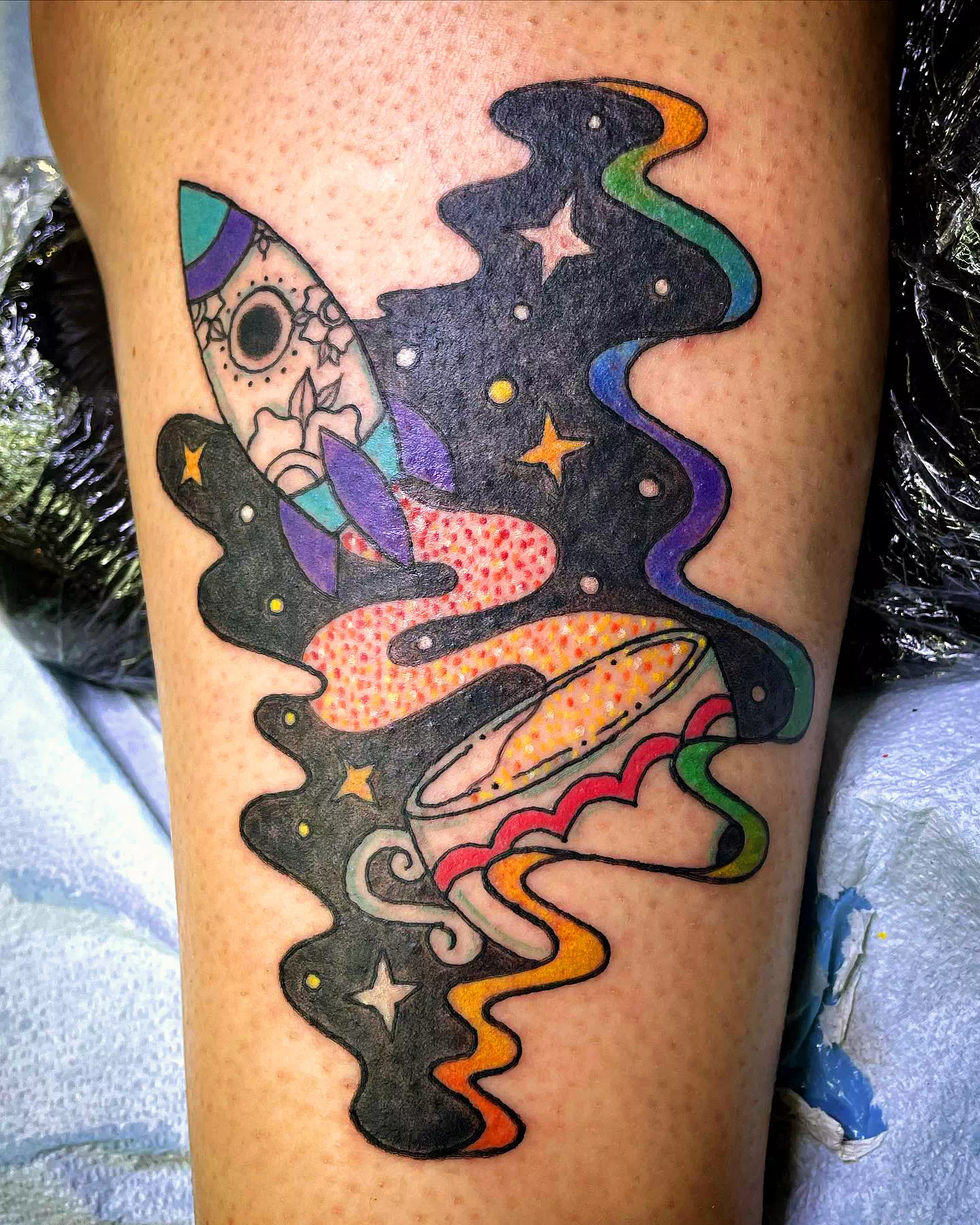 Tatuajes de alienígenas y cohetes 3