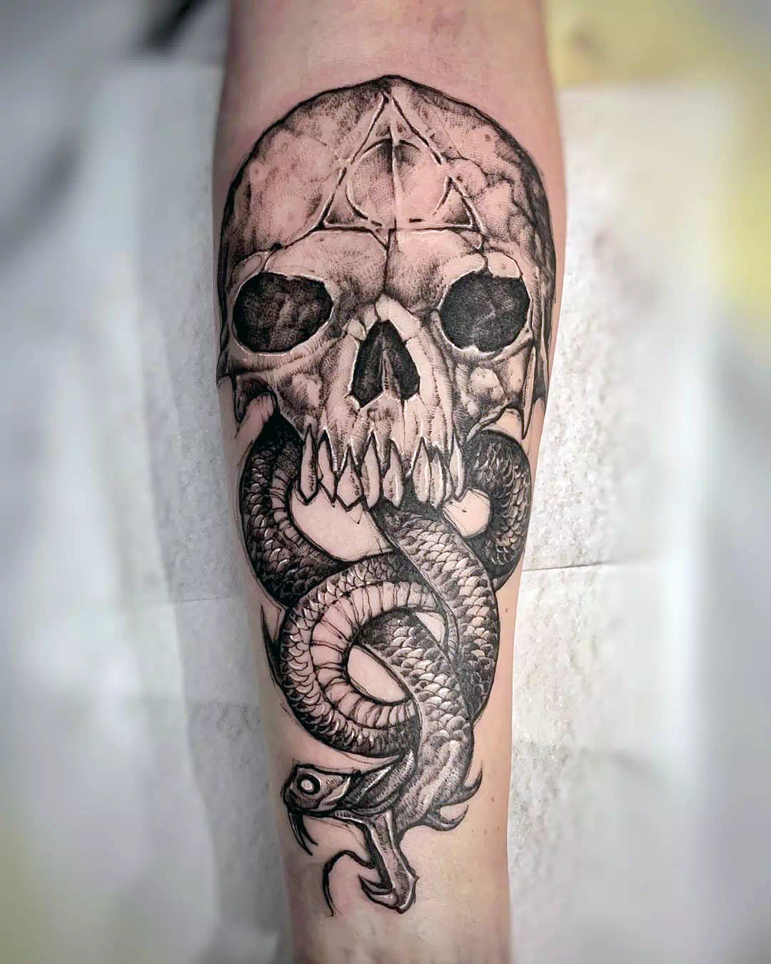 Gorgeous Shaded Death Eater Tattoo Negro