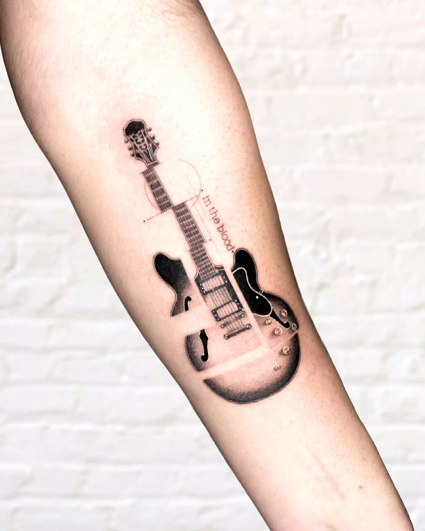 Diseño de tatuaje de guitarra 3