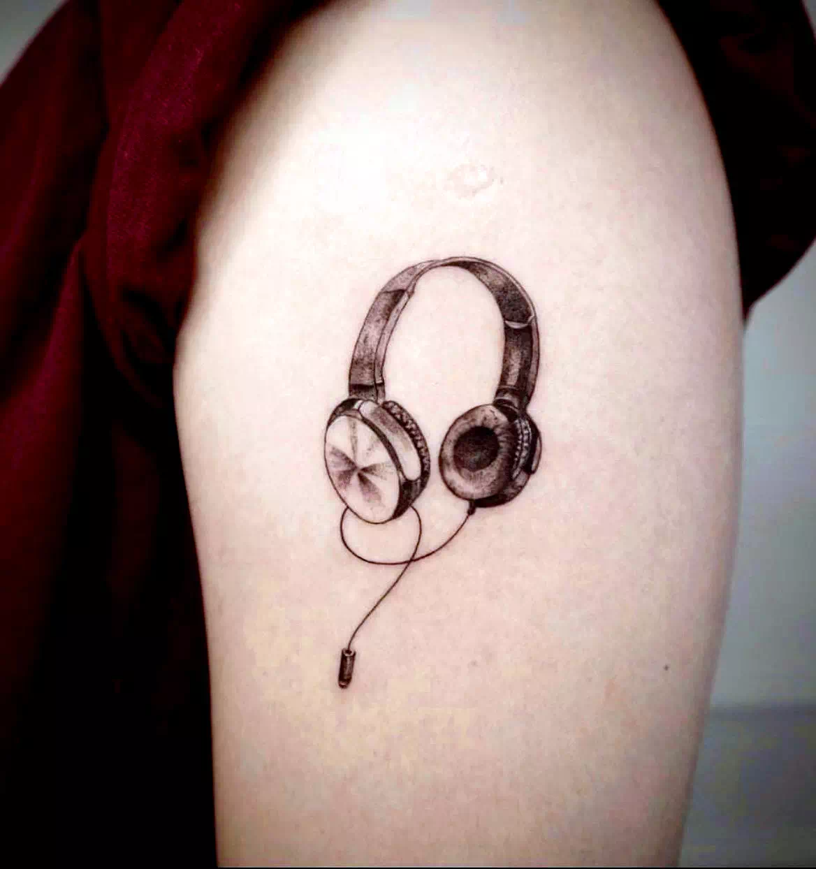 Headphones Tattoo Design 3