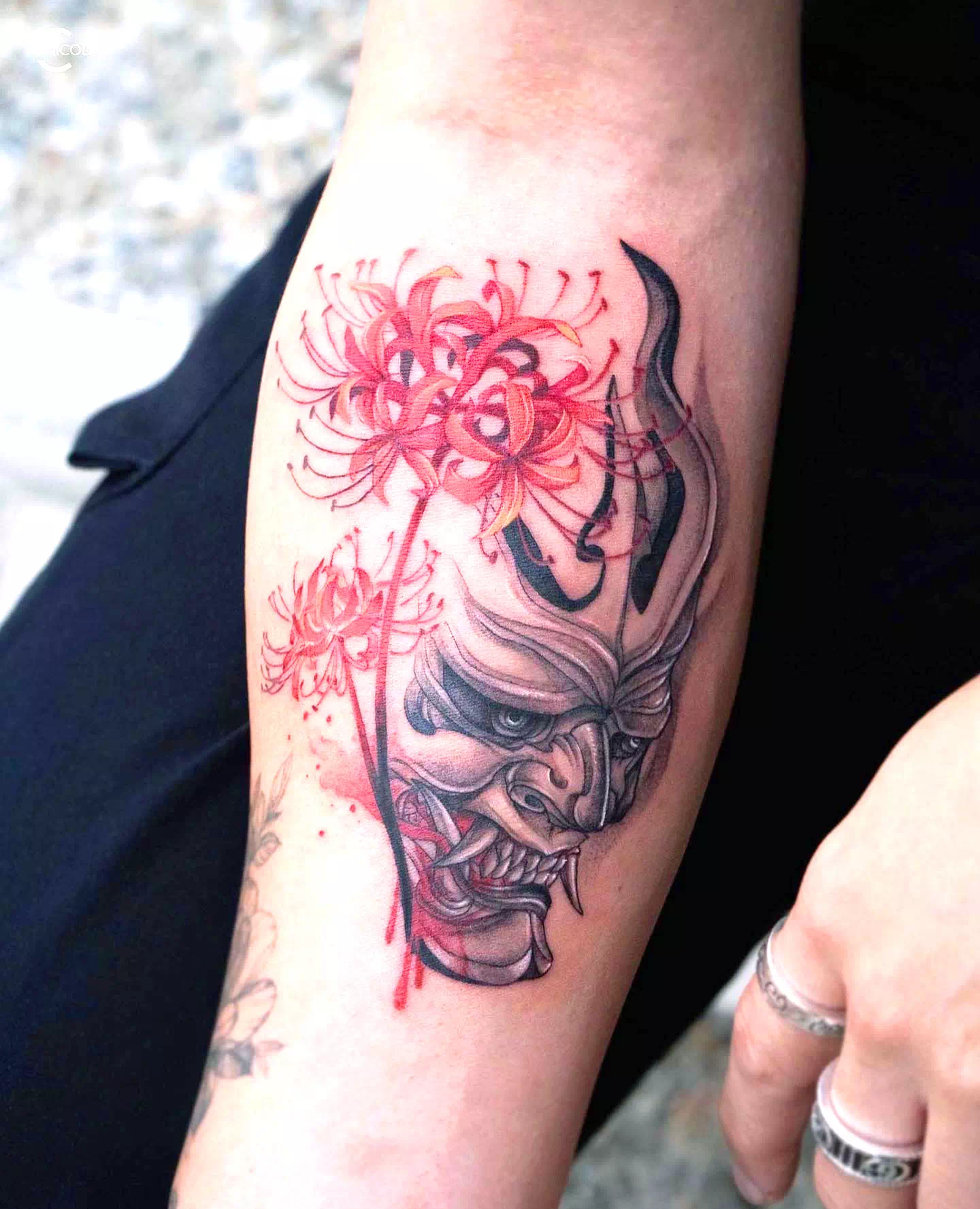 Einfache Oni Maske Tattoo Umrisse