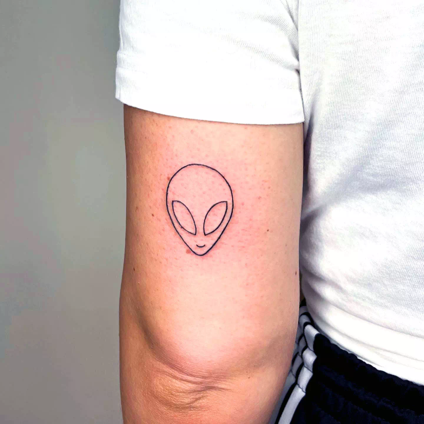 Winzige Alien-Tattoos 3