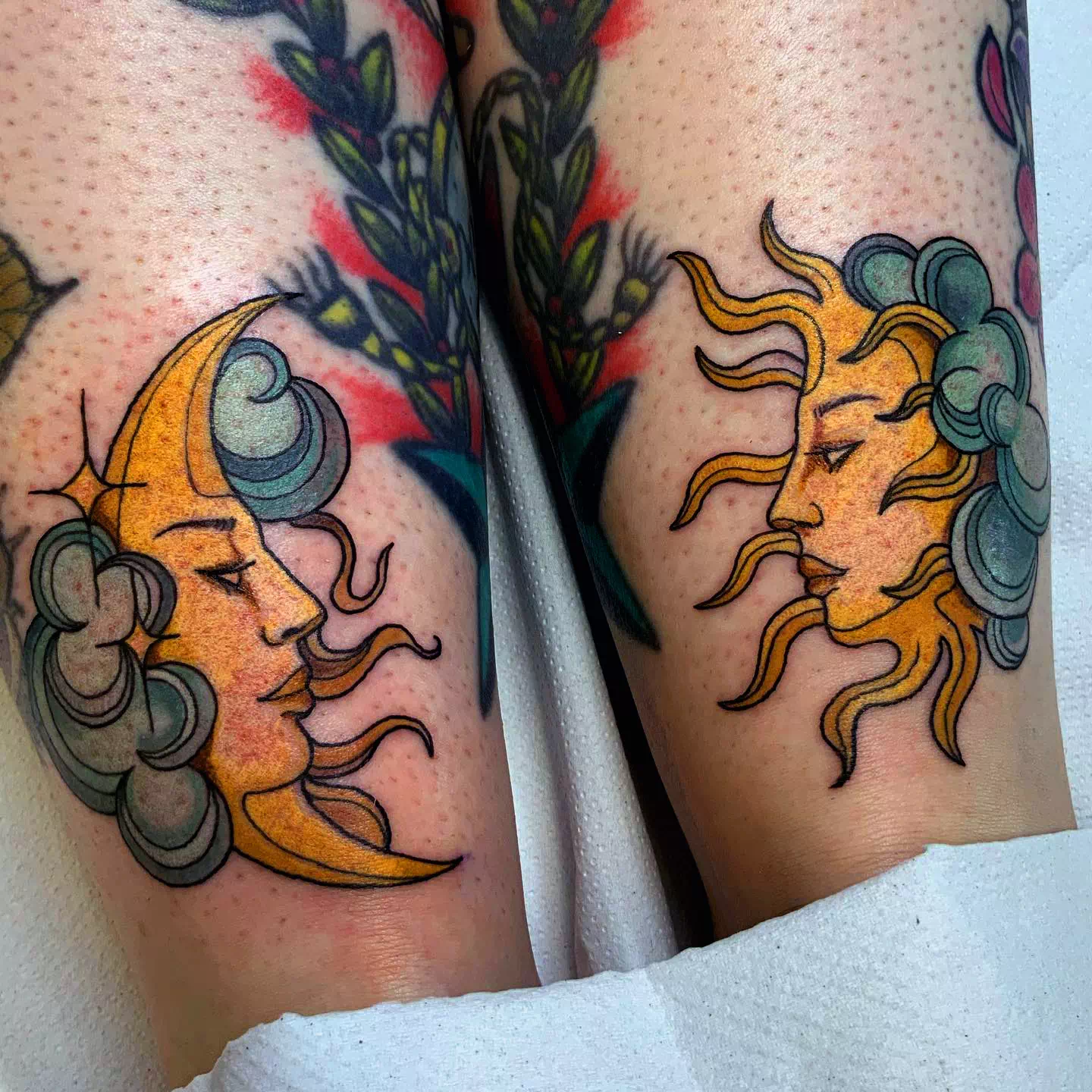 Einzigartige Sonne und Mond Tattoo Designs 1